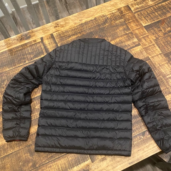 Tommy Hilfiger Natural Down Quilted Packable Puffer Jacket Size CH Small - Picture 2 of 15